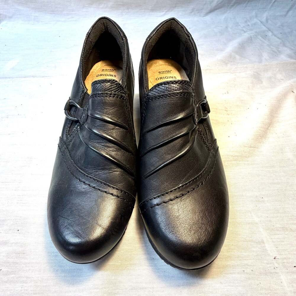 Earth Origins Mavis Black Leather Slip-On Block Heel Shoes Size 7M